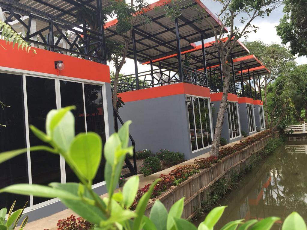Meephawa Resort Amphawa Esterno foto