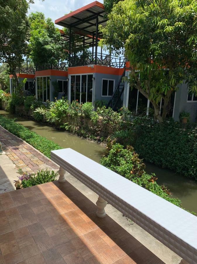 Meephawa Resort Amphawa Esterno foto
